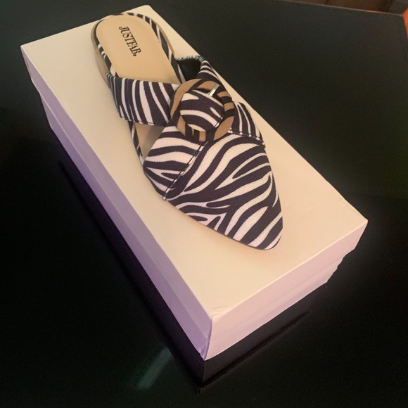 Slip-on Zebra Print Flats - Picture 1 of 2